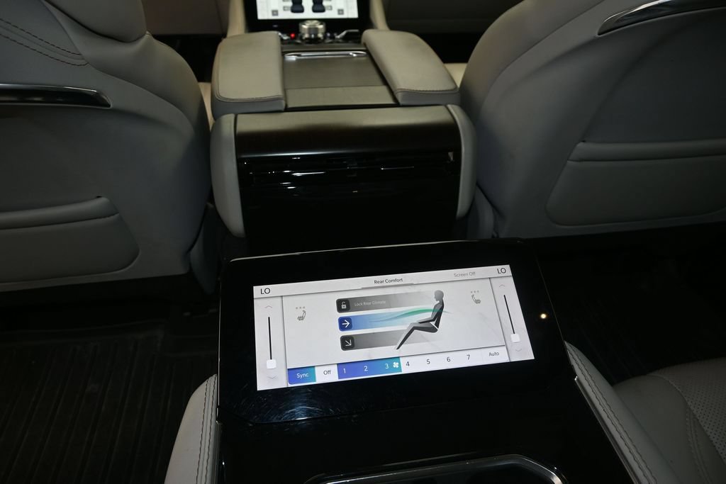 Used 2022 Jeep Grand Wagoneer Series I w/ Convenience Group III AWD/4WD image 19