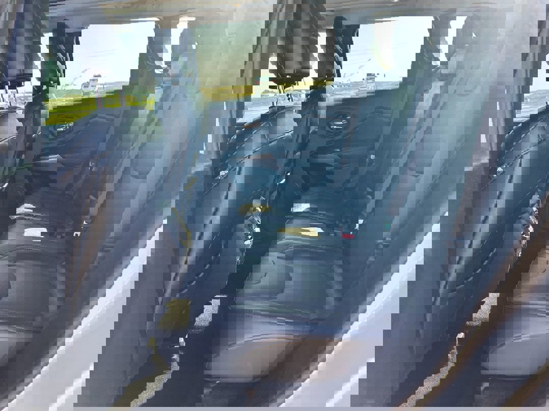 Used 2021 Jeep Cherokee Limited w/ Elite Package image 6