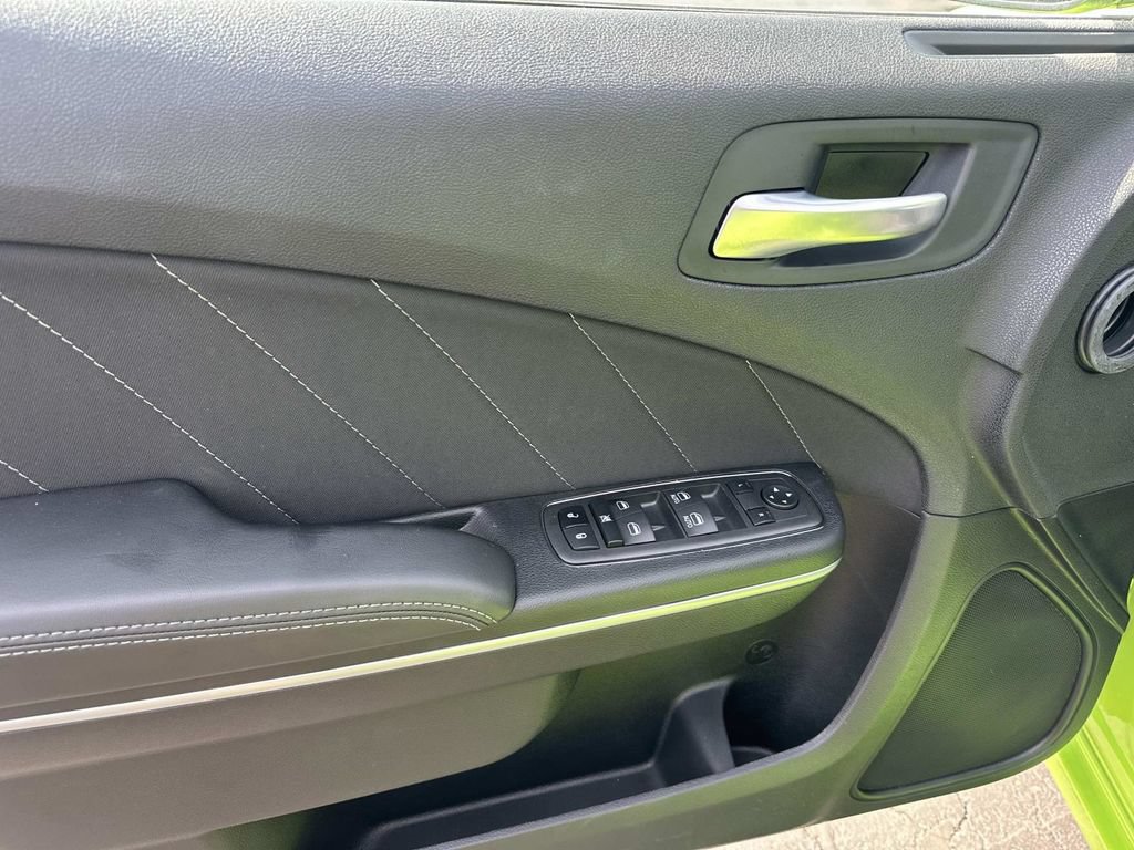 Used 2023 Dodge Charger SXT RWD image 15