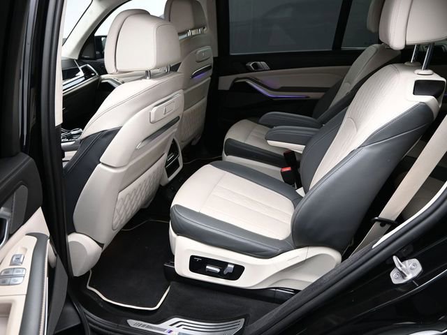 Used 2024 BMW X7 M60i w/ Executive Package image 18