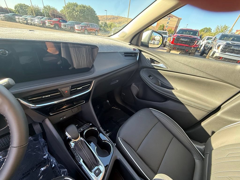 Used 2026 Buick Encore GX Avenir w/ Avenir Technology Package AWD/4WD image 12