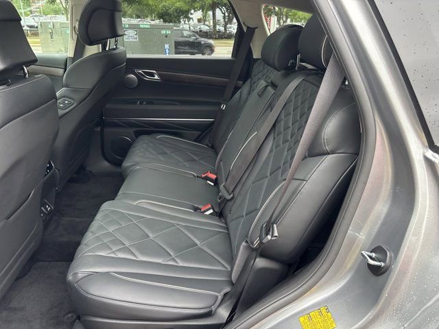 Used 2025 Genesis GV80 3.5T Prestige AWD/4WD image 19