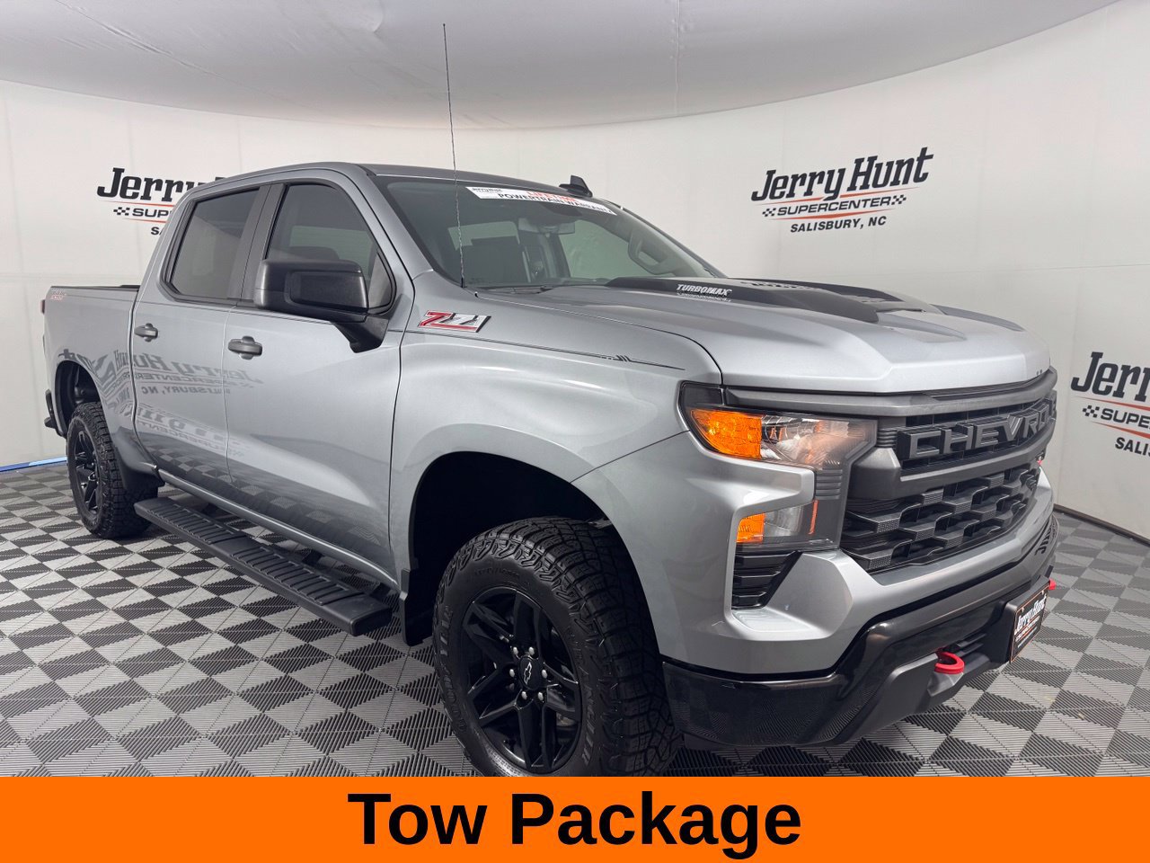 Used 2024 Chevrolet Silverado 1500 Custom Trail Boss AWD/4WD image 6