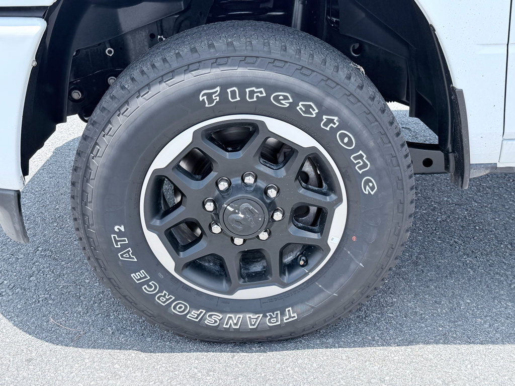 Used 2026 RAM 2500 Laramie AWD/4WD image 36