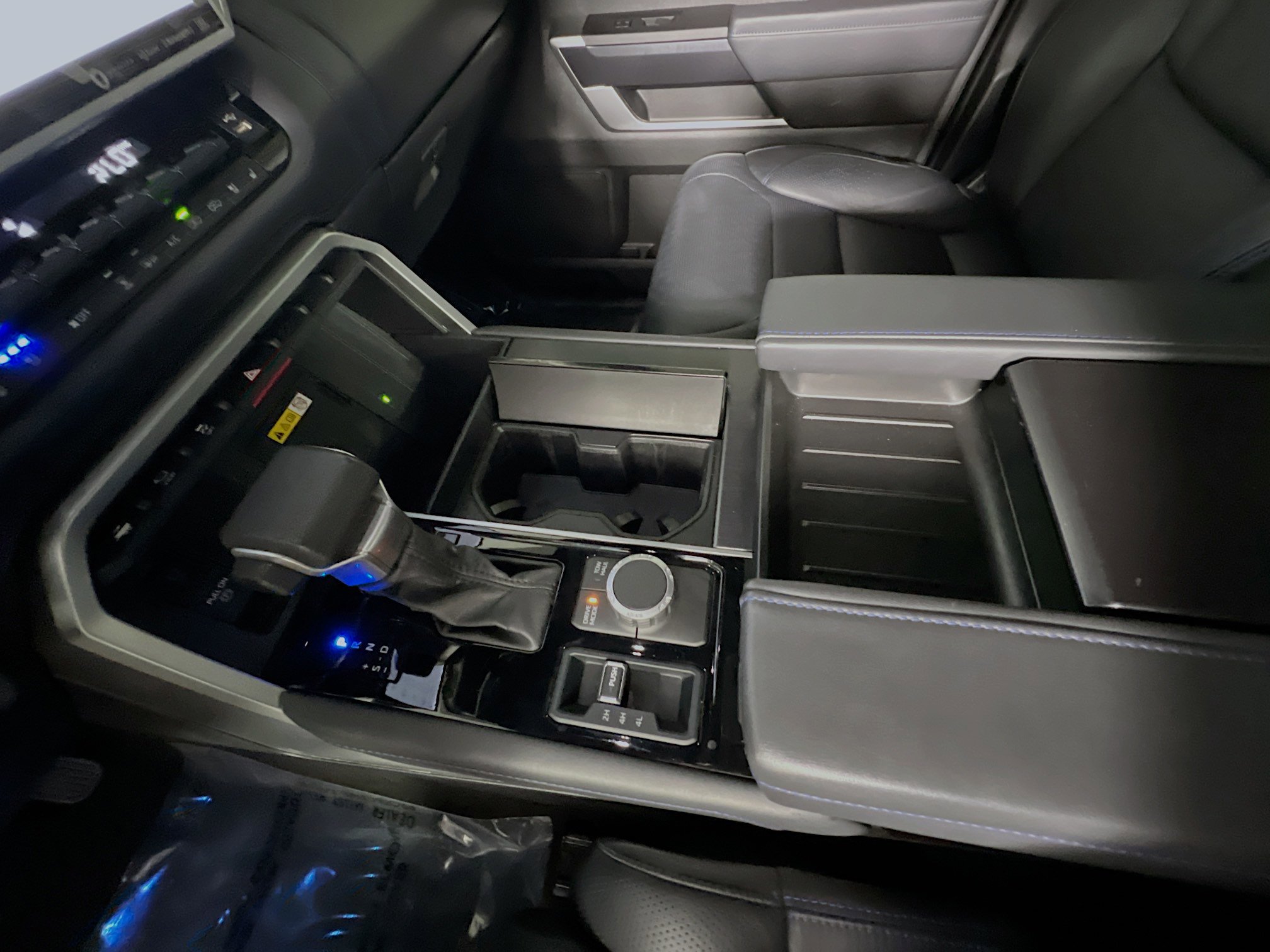 Used 2024 Toyota Tundra Platinum image 24