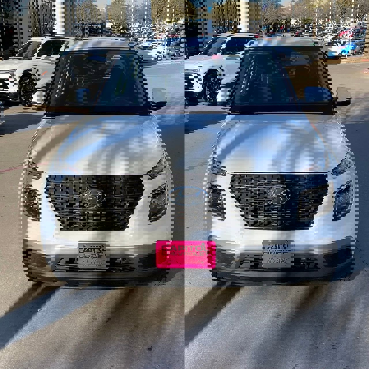 Used 2025 Hyundai Venue SE image 6