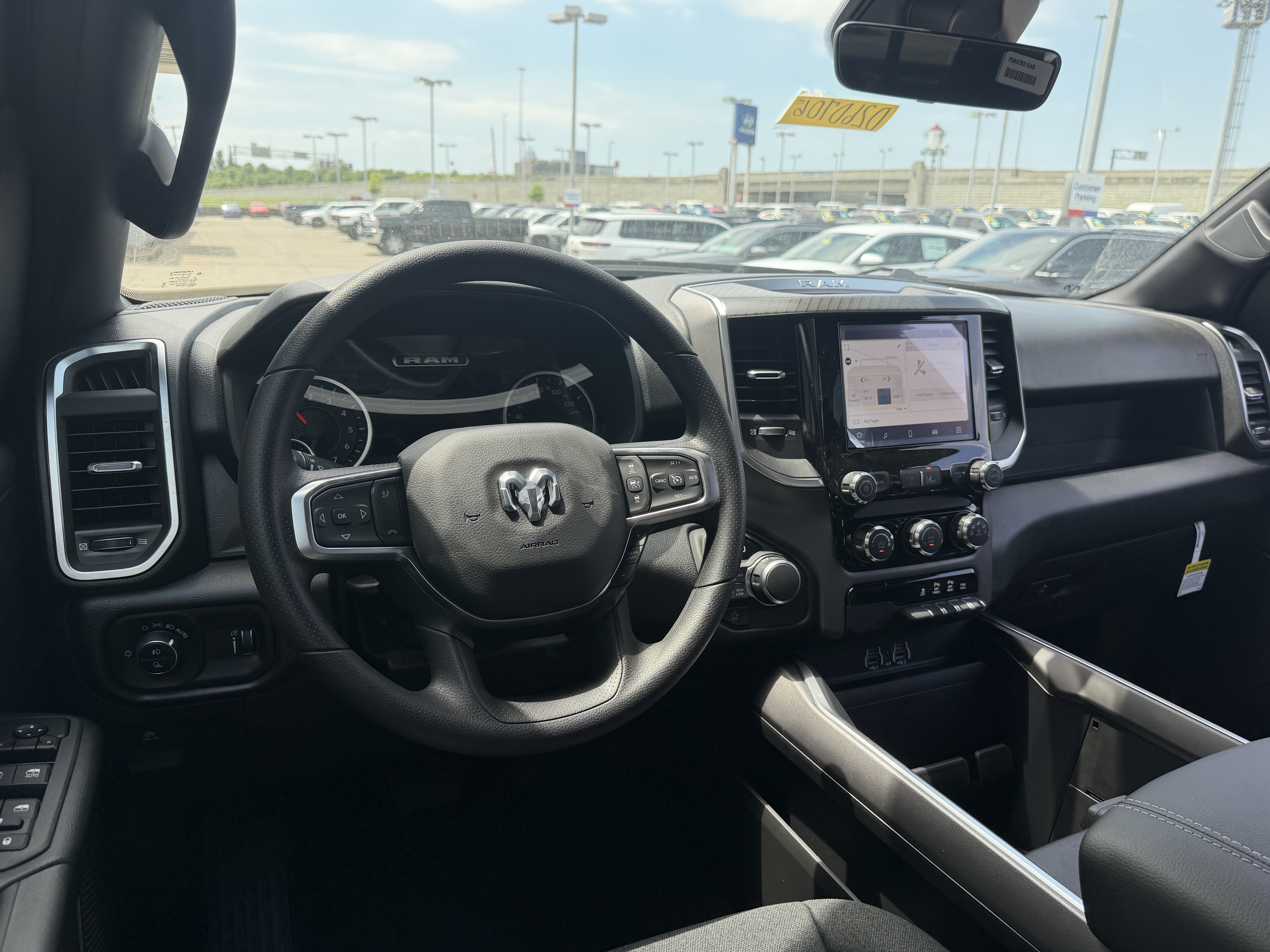 New 2026 RAM 1500 Express AWD/4WD image 27