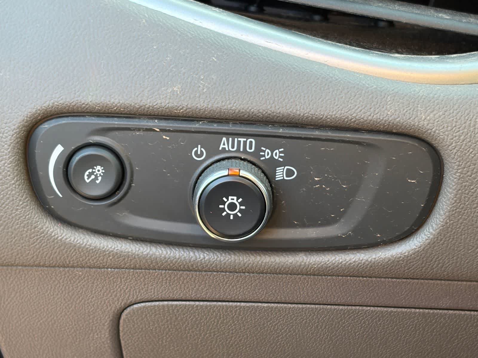 Used 2023 Chevrolet Malibu LT FWD image 8