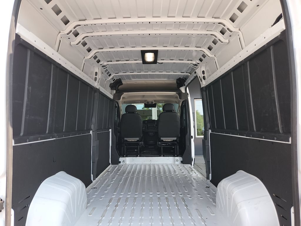 Used 2026 RAM ProMaster 2500 w/ Convenience Group FWD image 15