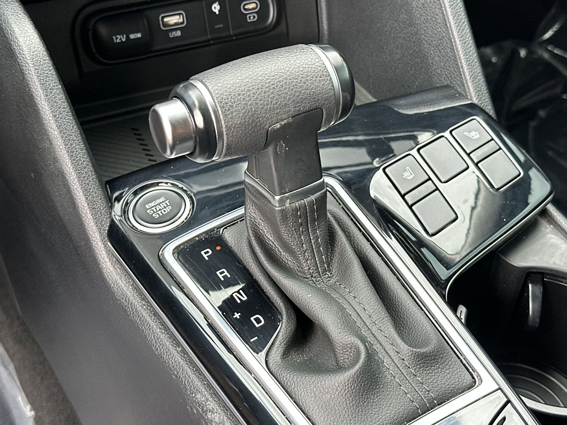 Used 2024 Kia Sportage EX image 21