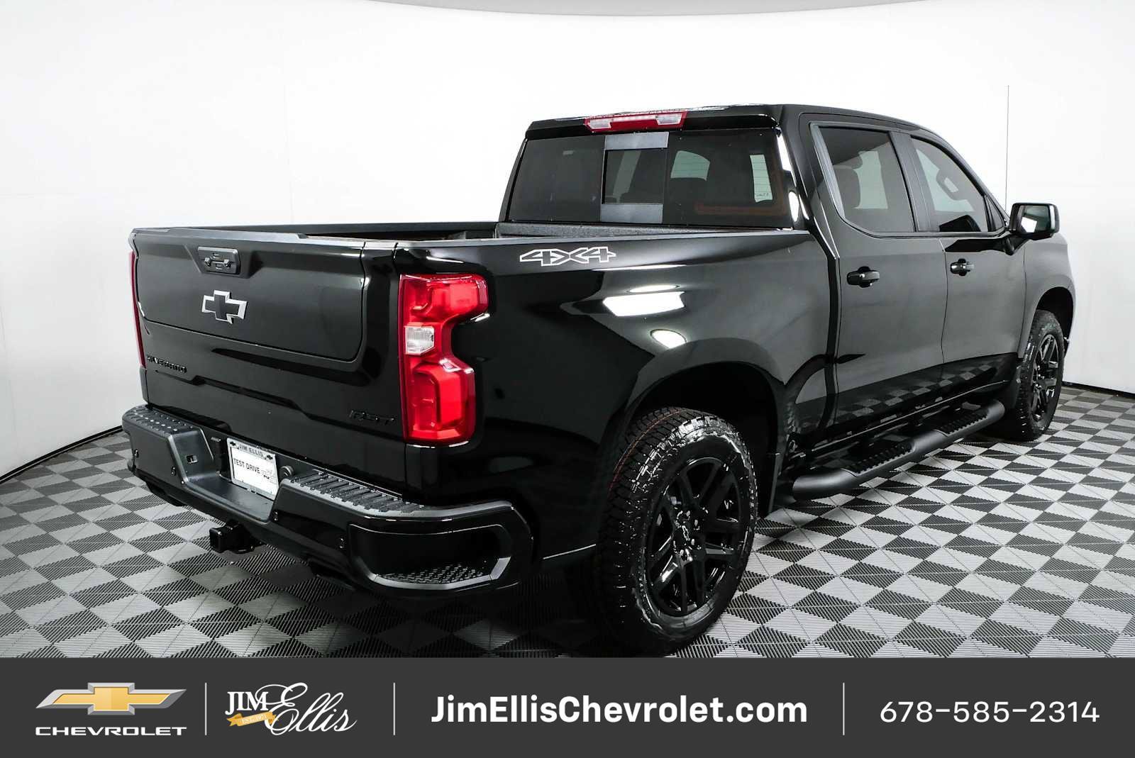New 2026 Chevrolet Silverado 1500 RST w/ RST All Star Premium Package AWD/4WD image 3