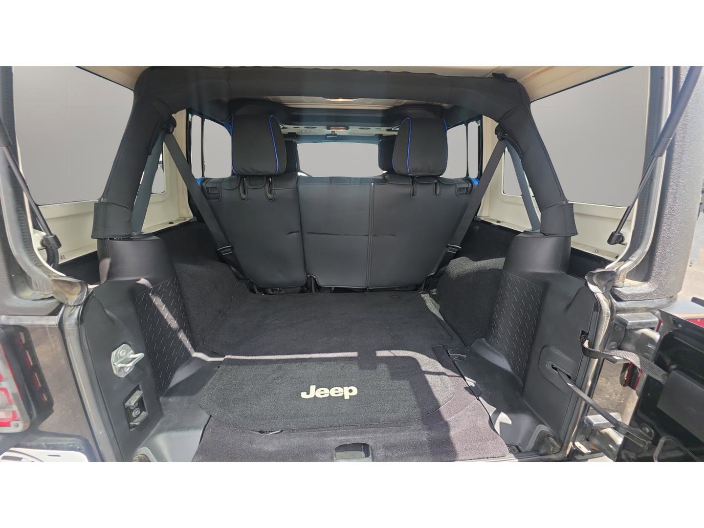 Used 2015 Jeep Wrangler Unlimited Sport w/ Quick Order Package 24S image 21