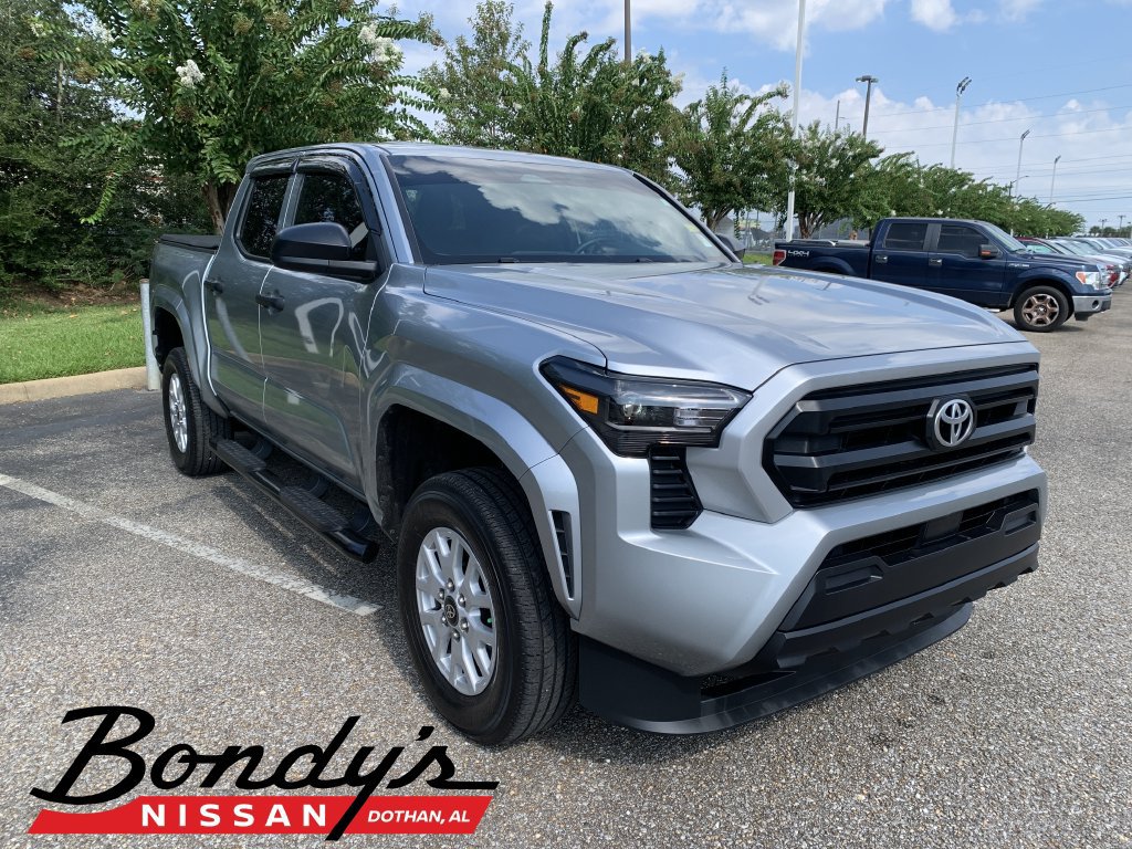 Used 2024 Toyota Tacoma SR RWD image 1