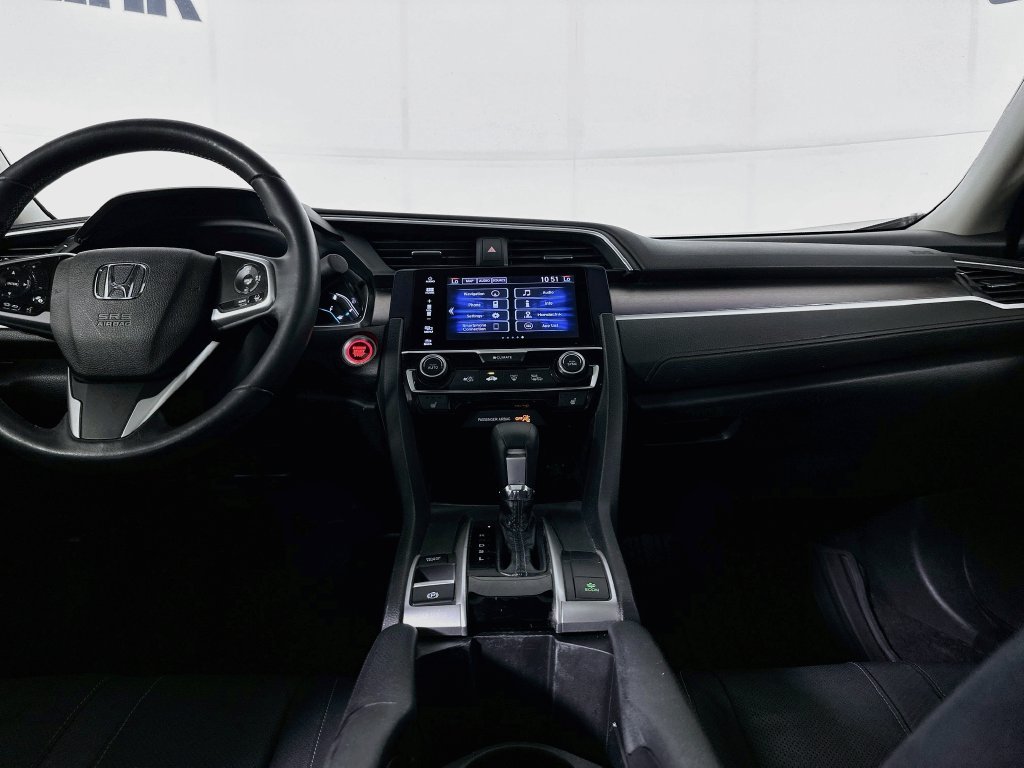 Used 2018 Honda Civic Touring image 29
