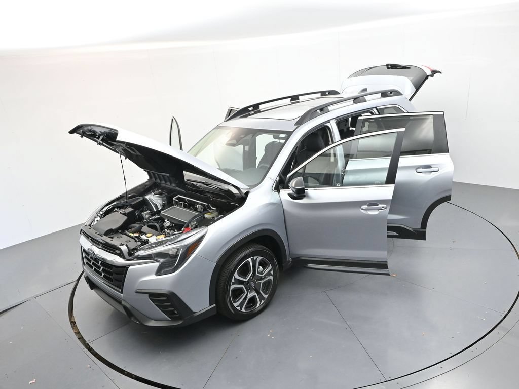 Used 2025 Subaru Ascent Limited w/ Popular Package #2 AWD/4WD image 35