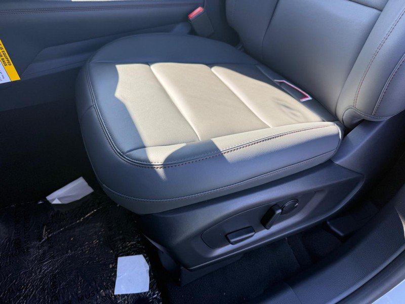 New 2027 Ford Explorer Active w/ Active Comfort Package AWD/4WD image 32