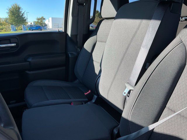 Used 2023 Chevrolet Silverado 1500 Custom Trail Boss AWD/4WD image 31