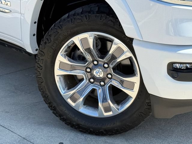 Used 2023 RAM 1500 Limited AWD/4WD image 2