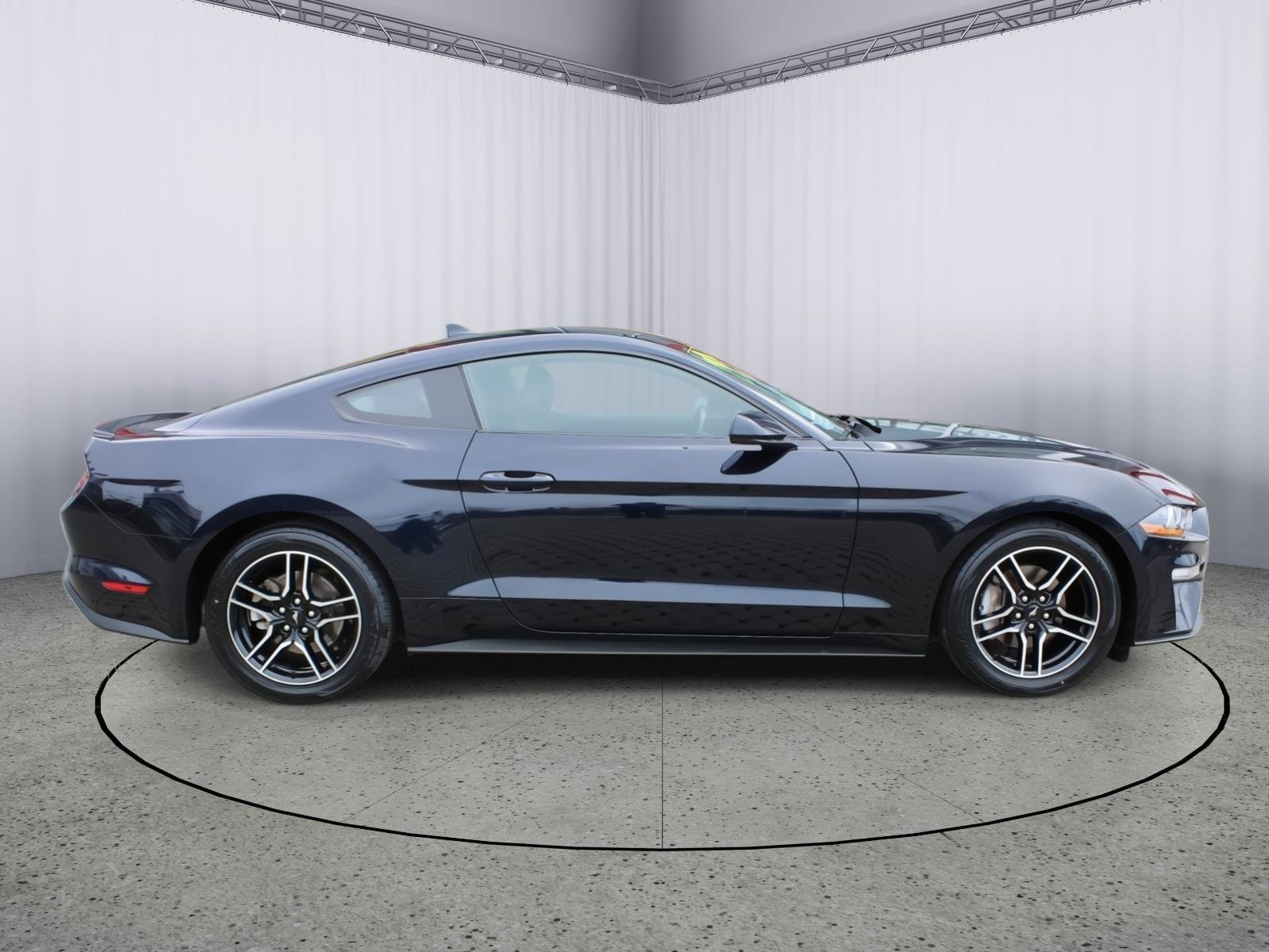 Used 2021 Ford Mustang Premium RWD image 9