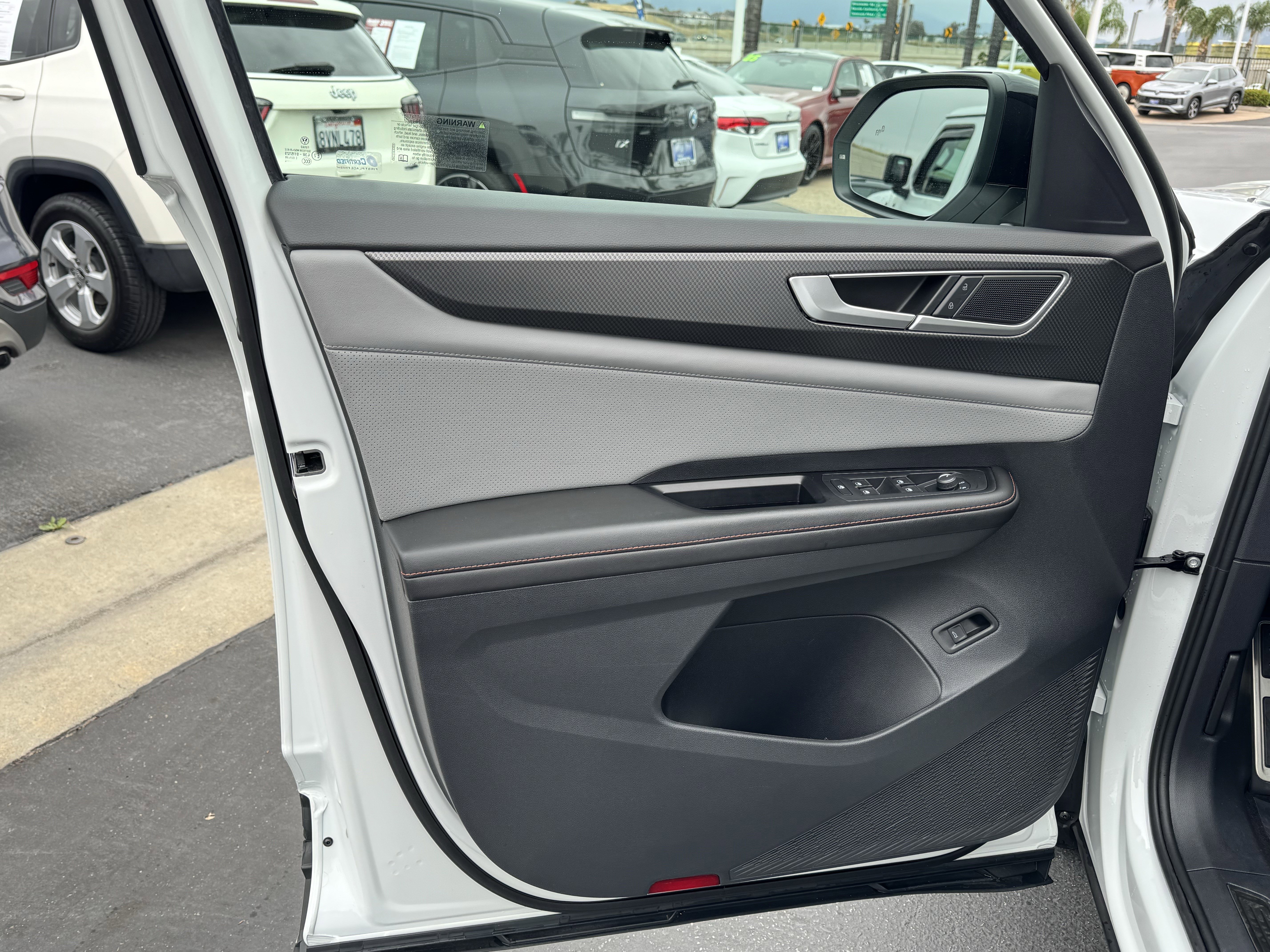 Certified 2024 Volkswagen Atlas Peak Edition SE image 14