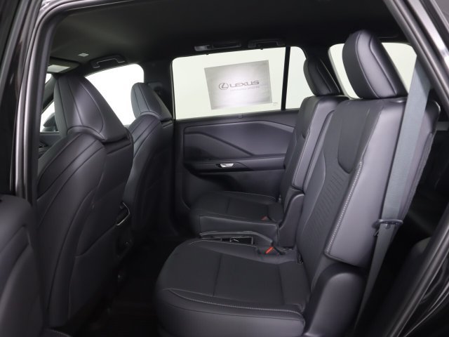 New 2026 Lexus TX 500h AWD w/ Technology Package image 15