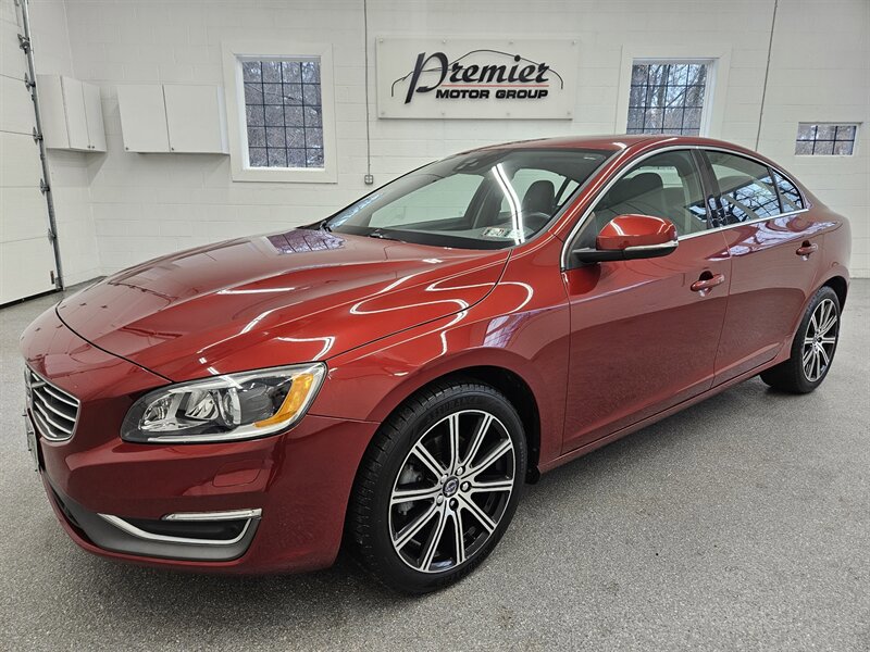 Used 2017 Volvo S60 T5 Inscription Platinum image 1