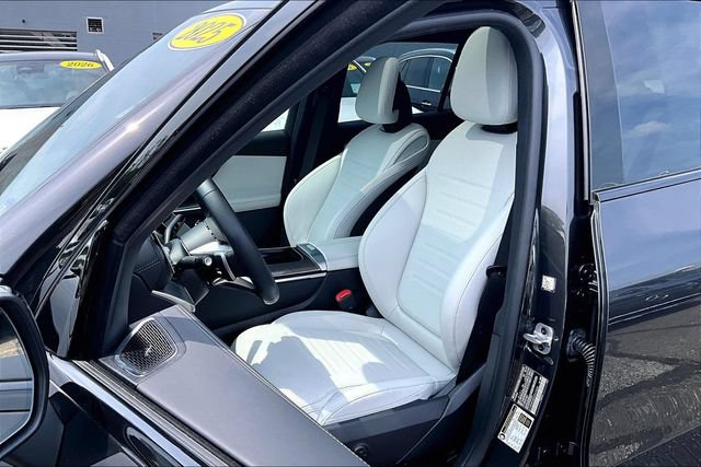 Certified 2025 Mercedes-Benz GLC 350e 4MATIC w/ AMG Line image 6