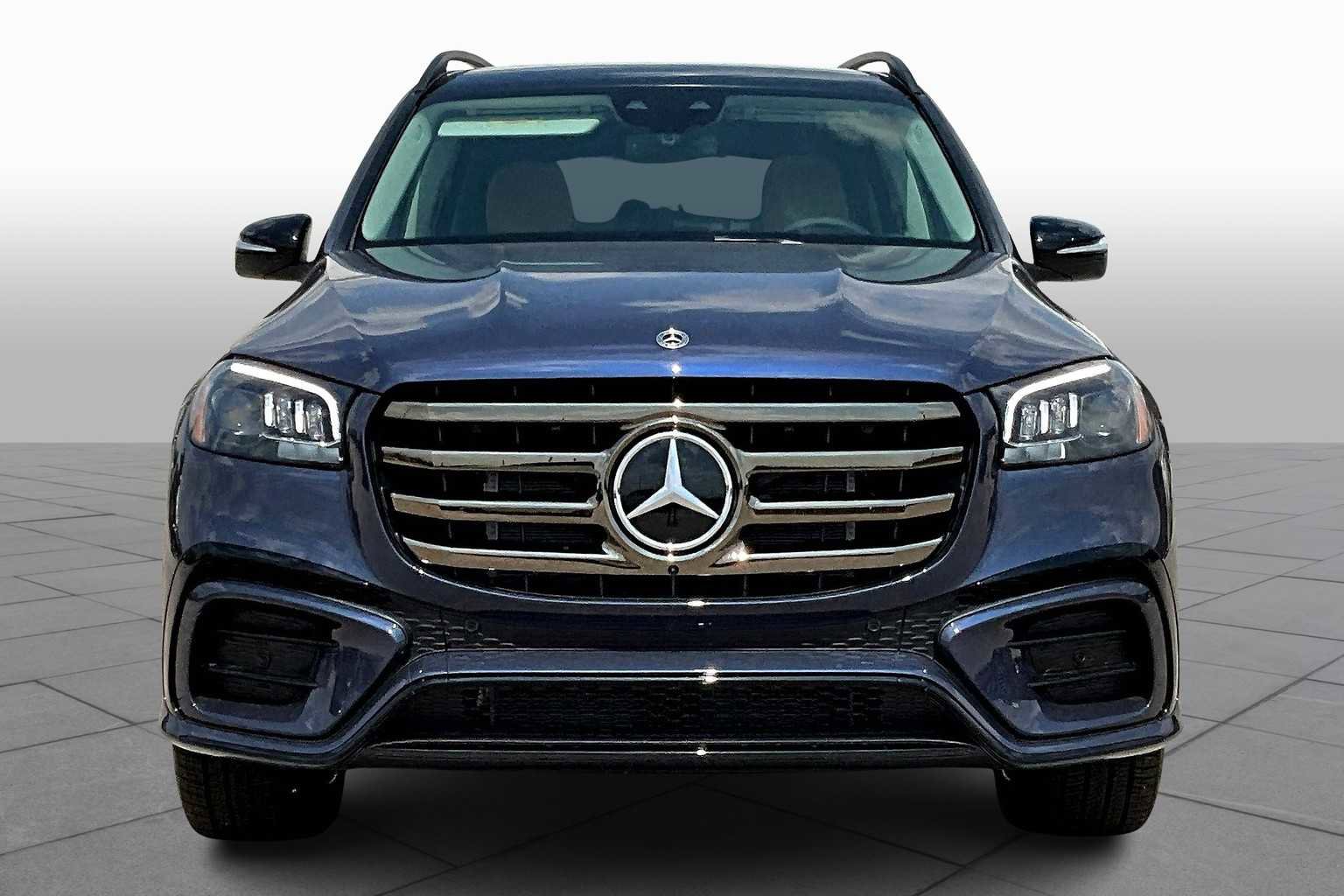 New 2026 Mercedes-Benz GLS 450 4MATIC image 3