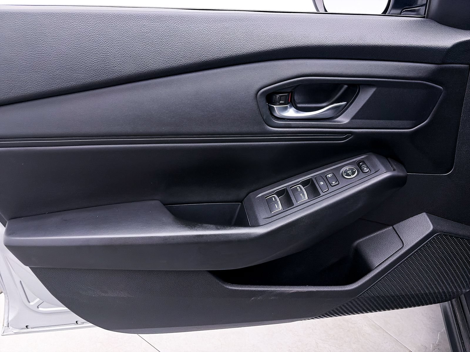 Used 2024 Honda Accord EX image 16