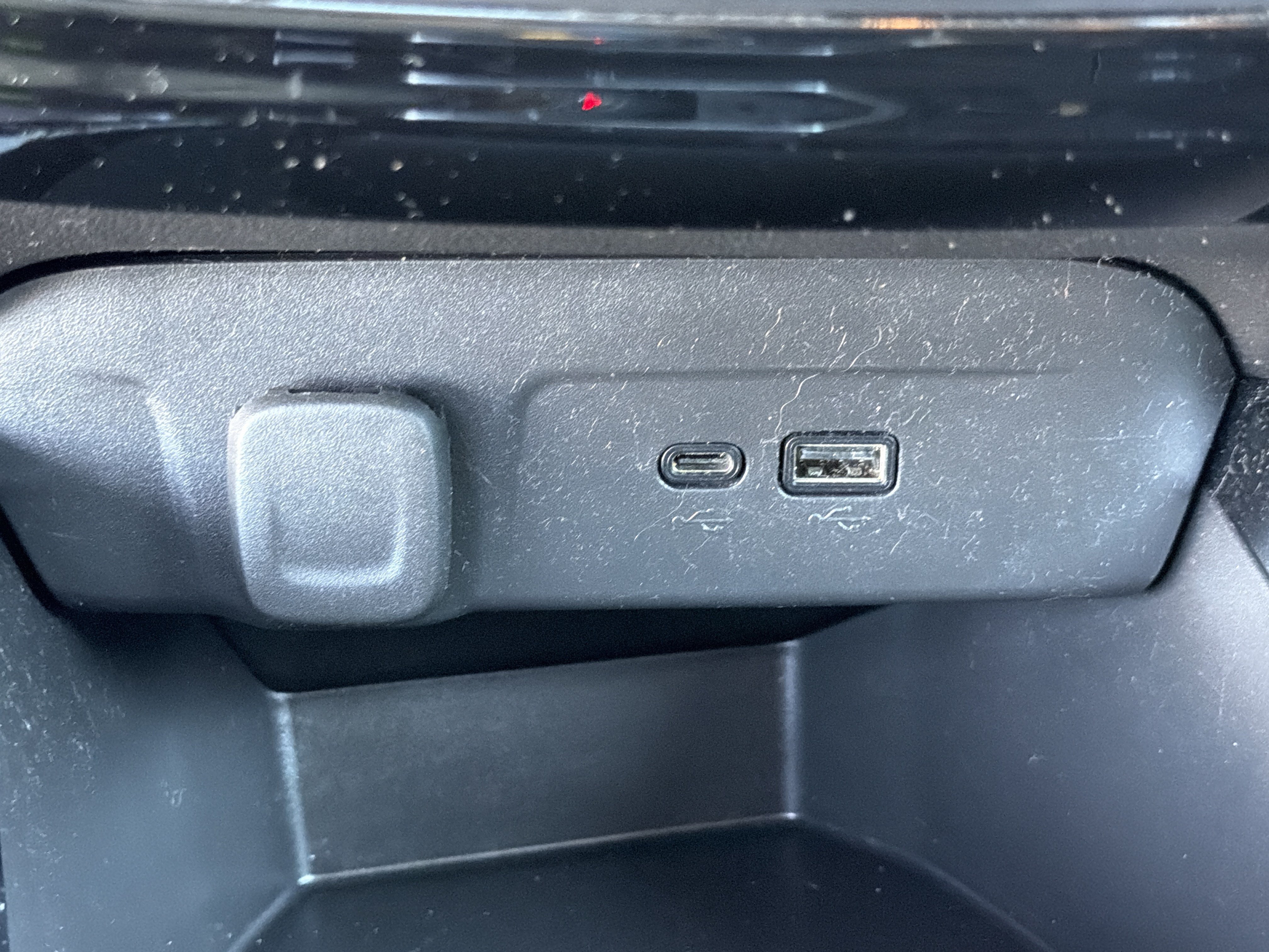 Used 2025 Chevrolet Trax LT w/ Driver Confidence Package FWD image 24