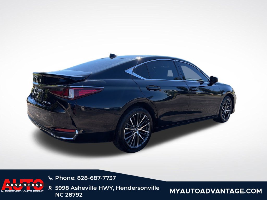 Used 2022 Lexus ES 250 w/ Premium Package AWD/4WD image 3