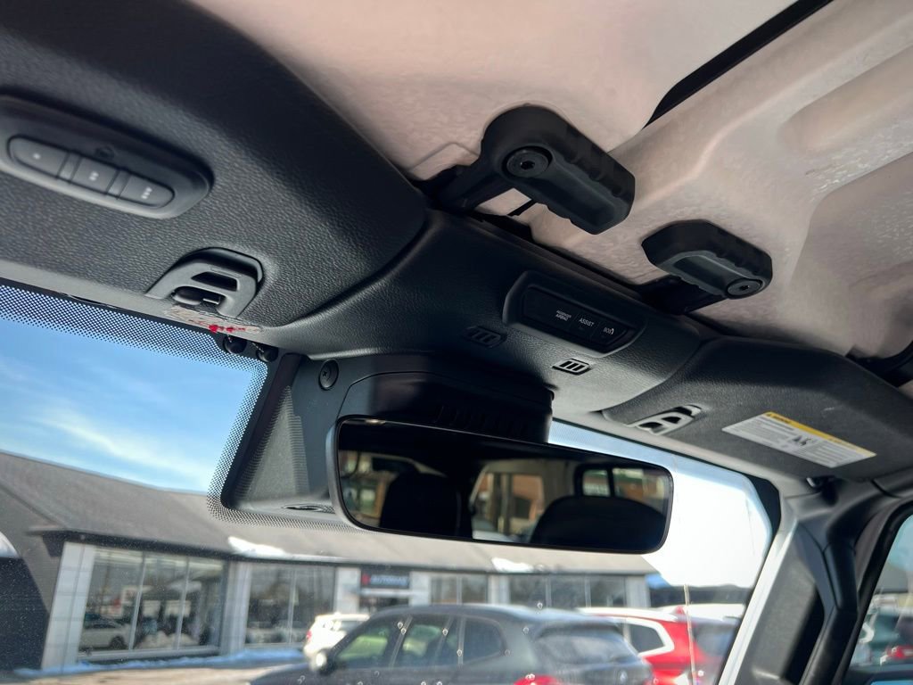 Used 2022 Jeep Wrangler Unlimited Sahara w/ Cold Weather Group image 49