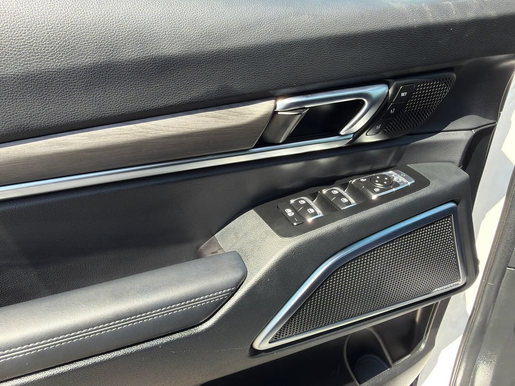Used 2024 Kia Telluride SX Prestige X-Pro AWD/4WD image 32
