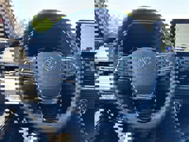 Used 2024 Toyota Grand Highlander Limited image 19