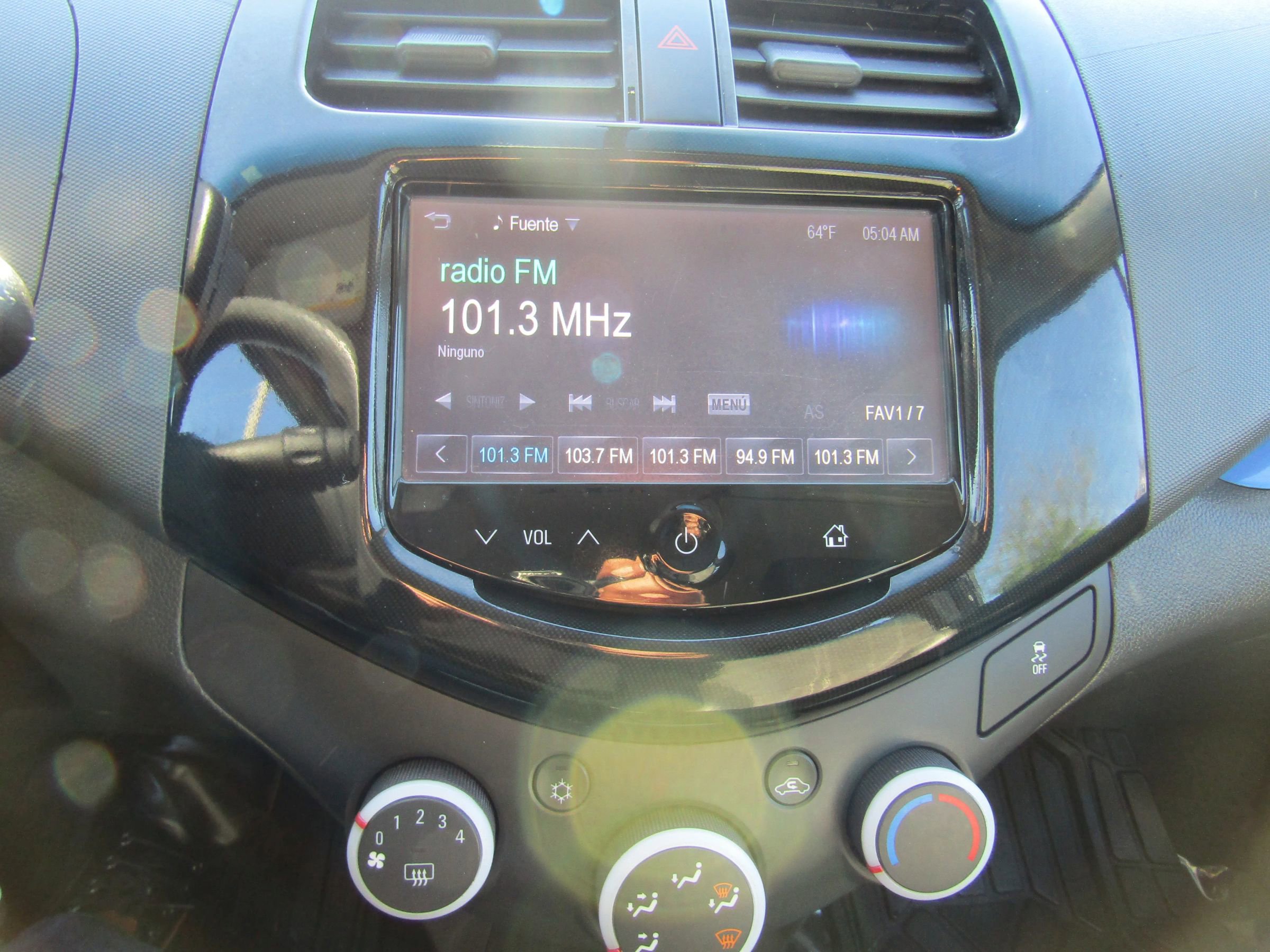 Used 2015 Chevrolet Spark LT FWD image 20