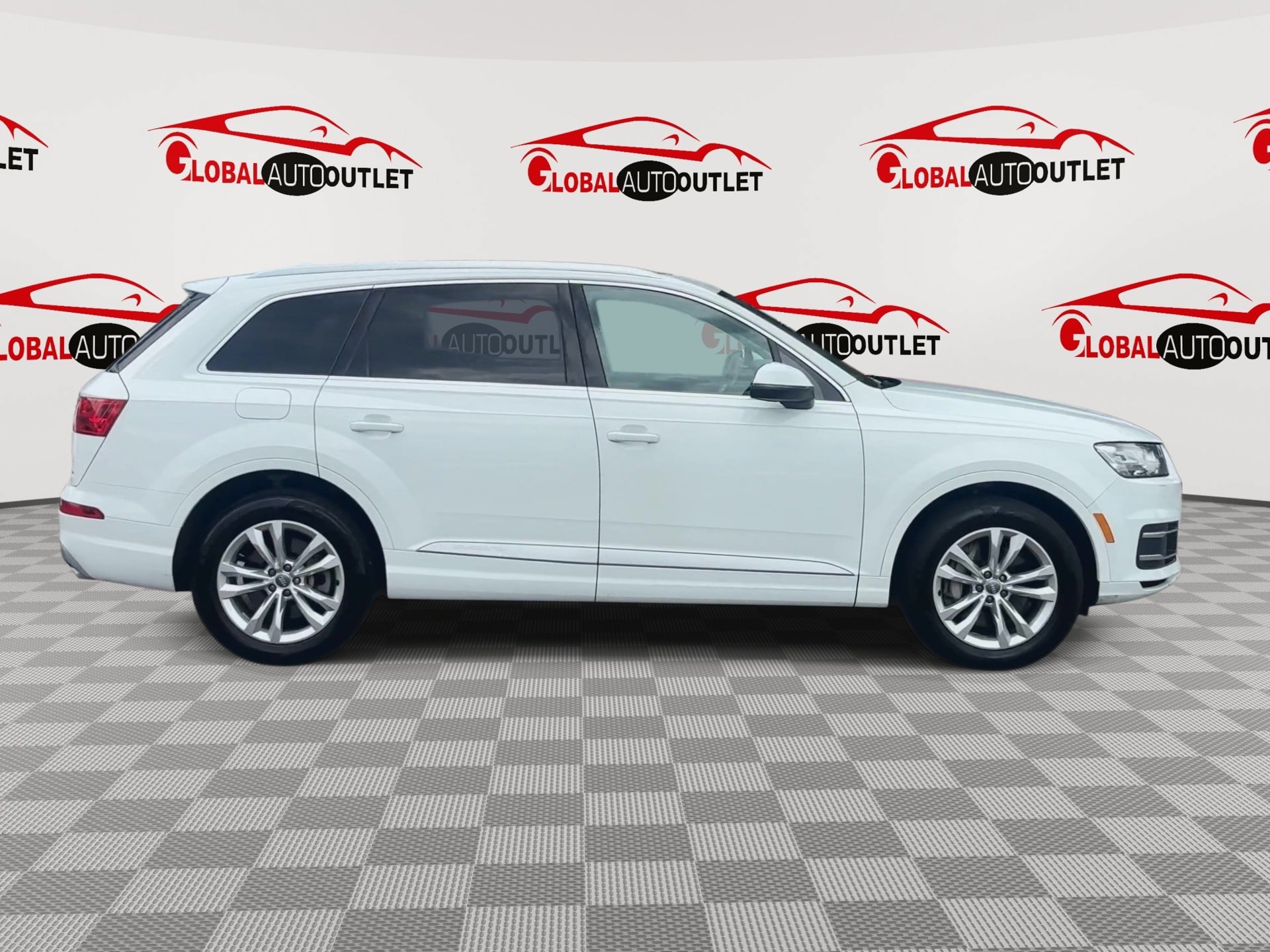 Used 2019 Audi Q7 3.0T Premium Plus AWD/4WD image 9