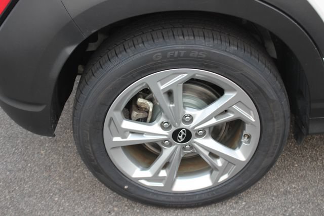 Used 2023 Hyundai Kona SEL w/ Cargo Package AWD/4WD image 33