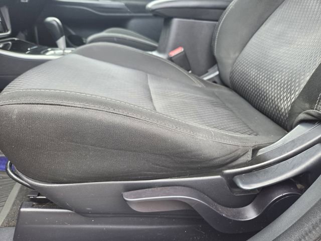 Used 2019 Mitsubishi Outlander SE image 13