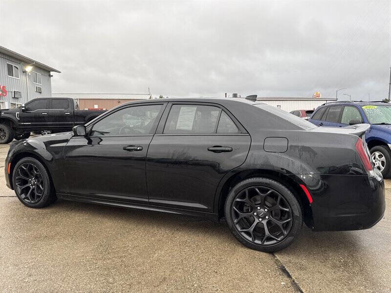Used 2020 Chrysler 300 S image 4