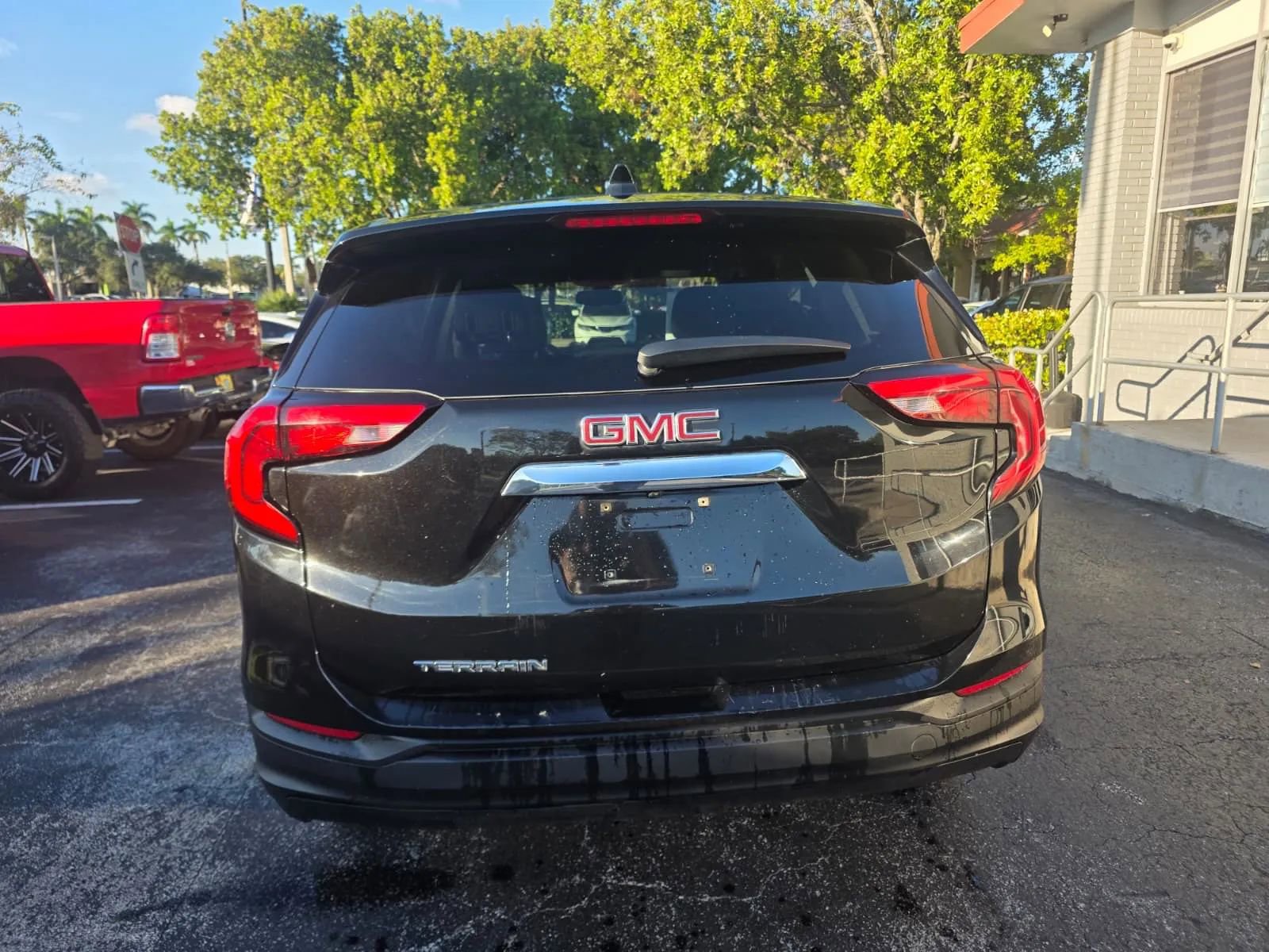 Used 2018 GMC Terrain SLE FWD image 6