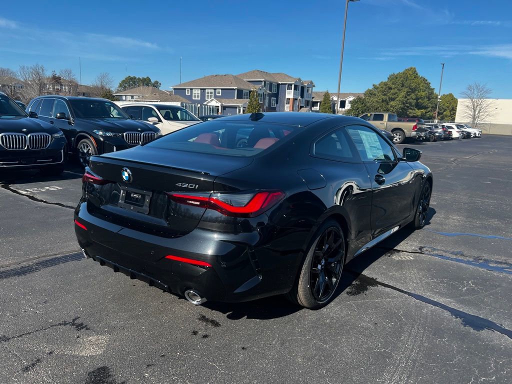 New 2026 BMW 430i Coupe w/ M Sport Package image 5
