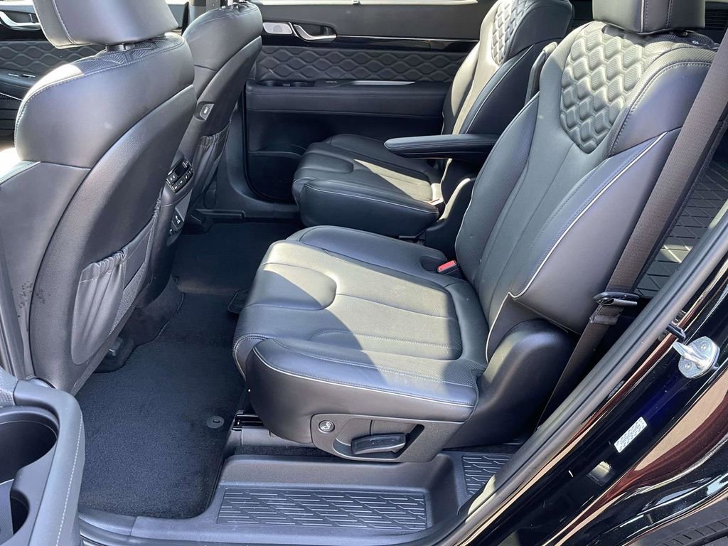 Used 2022 Hyundai Palisade Calligraphy FWD image 11