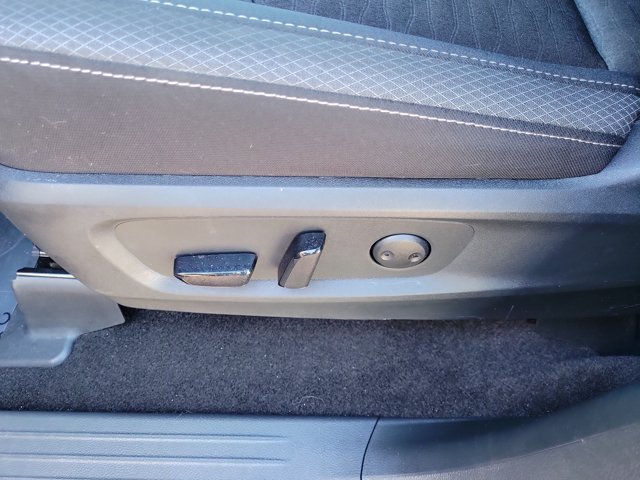 Used 2026 Nissan Pathfinder SV FWD image 20