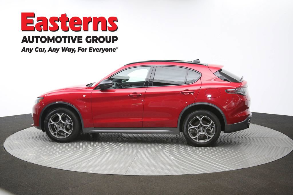 Used 2024 Alfa Romeo Stelvio Ti w/ Active Assist Plus Package image 61