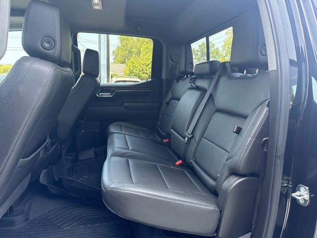 Used 2024 Chevrolet Silverado 1500 LT Trail Boss w/ Convenience Package II image 11