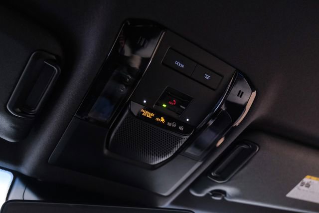 Used 2025 Toyota Land Cruiser image 41