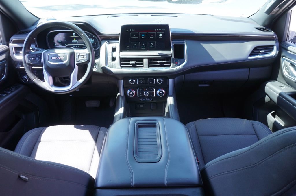 Used 2023 GMC Yukon XL SLE w/ Gmc Pro Safety Plus Package image 12