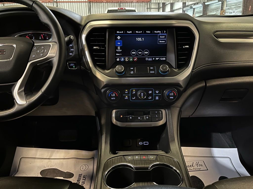 Used 2023 GMC Acadia SLT image 20