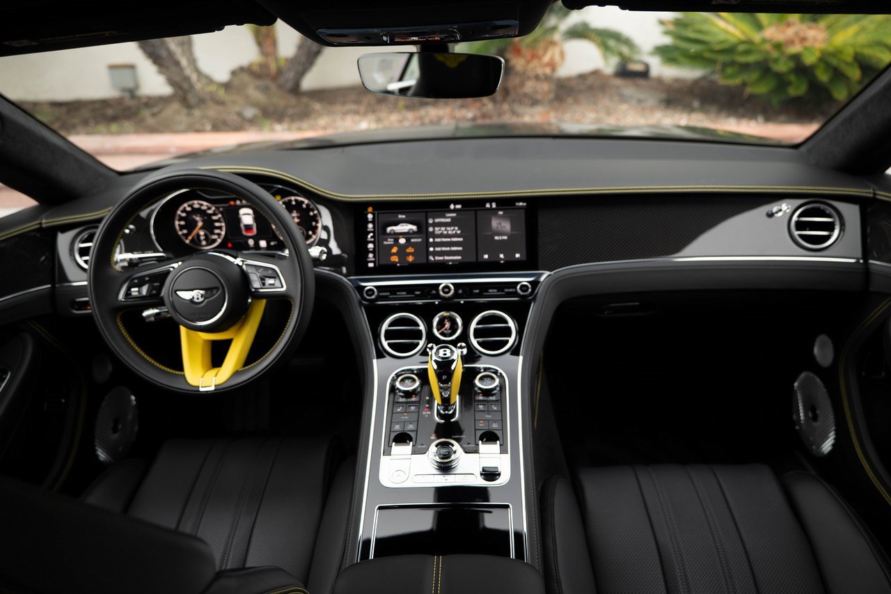 Used 2024 Bentley Continental GT image 4