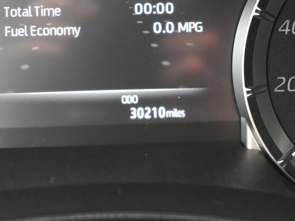 Used 2024 Toyota Highlander LE image 16